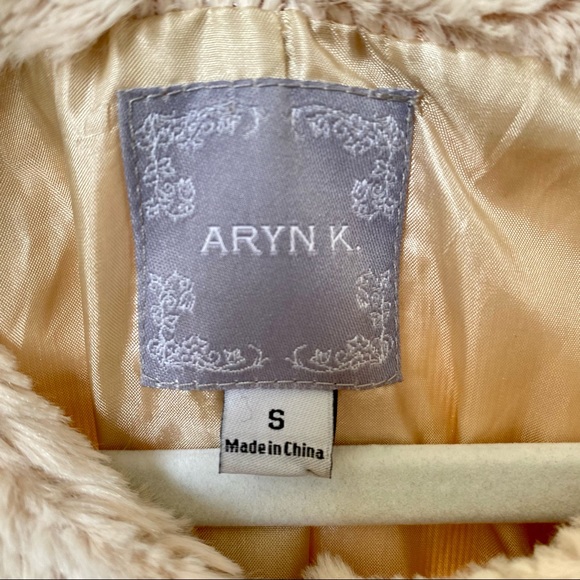 Cream Beige Soft Faux Fur Peplum Half Sleeve Trench Coat Size Small - Picture 4 of 11